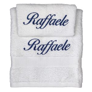 Asciugamani personalizzati con il ricamo del nome